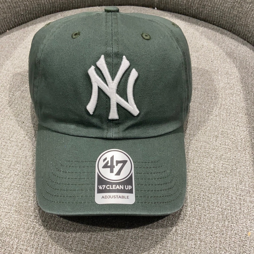 47 Brand MLB NY Yankees Baseball Cap In Forest Green With Small