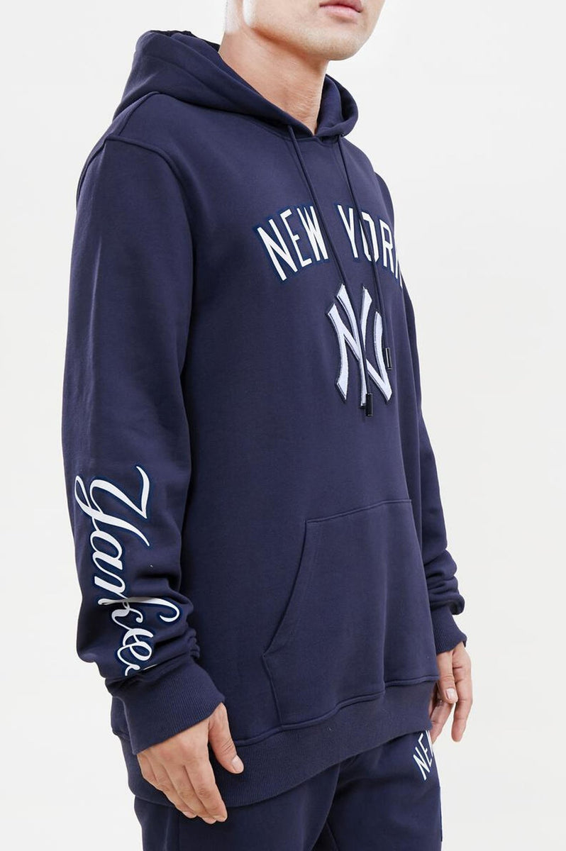 Men's New York Yankees Pro Standard Navy Stacked Logo Pullover Sweatshirt