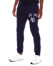 Load image into Gallery viewer, Pro Standard New York Yankees Stacked Logo Sweatpants