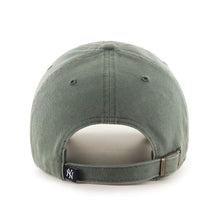 Load image into Gallery viewer, &#39;47 Brand New York Yankees Clean Up Hat - Moss Green Adjustable
