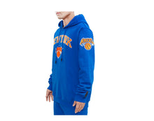 Load image into Gallery viewer, Pro Standard NBA New York Knicks Stacked Logo P/O Hoodie