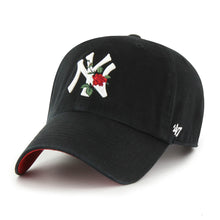 Load image into Gallery viewer, `47 Brand New York Yankees Thorn Clean Up Dad Hat Black/White