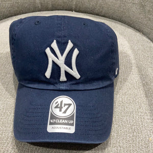 New York Yankees 47 Brand Navy Clean Up Adjustable Hat with Petal Pink Brim