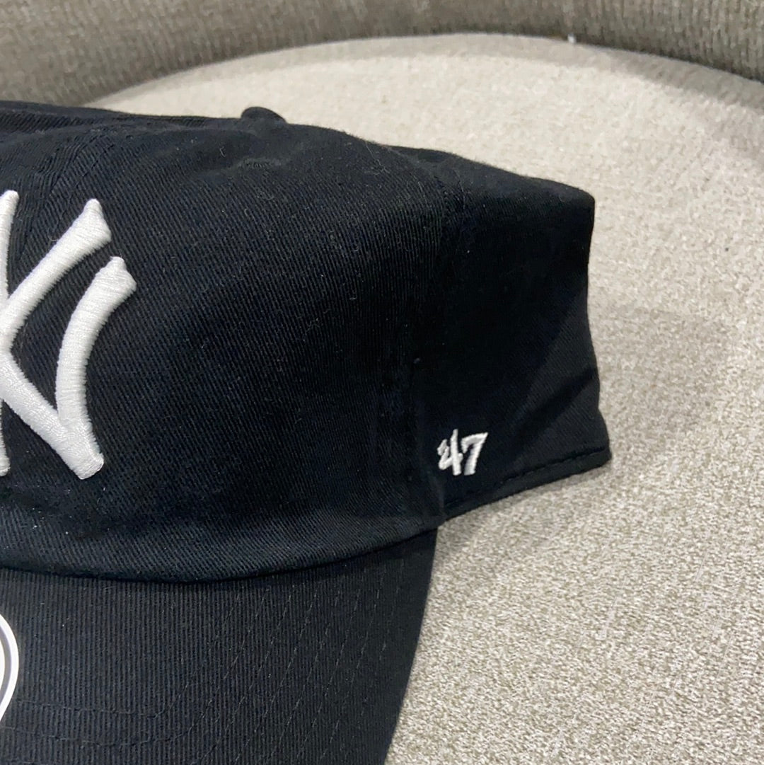 New York Yankees '47 Black on Black Logo Clean Up Adjustable Hat