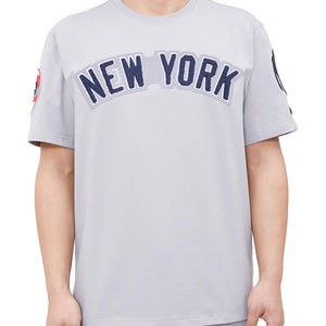 Pro Standard MLB Grey New York Yankees Logo Men's T-shirt