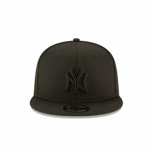 New York Yankees NY New Era MLB 9FIFTY Snapback Hat Cap Blackout Flat Brim 950 - City Limit NY