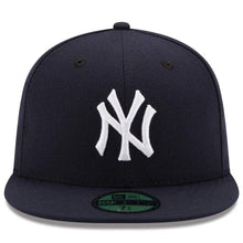 Load image into Gallery viewer, New Era 59Fifty Mens MLB Cap New York Yankees 2019 AC OnField Game Navy Blue Hat - City Limit NY