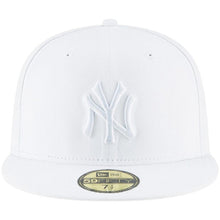 Load image into Gallery viewer, New York Yankees Whiteout Basic 59Fifty Fitted - City Limit NY
