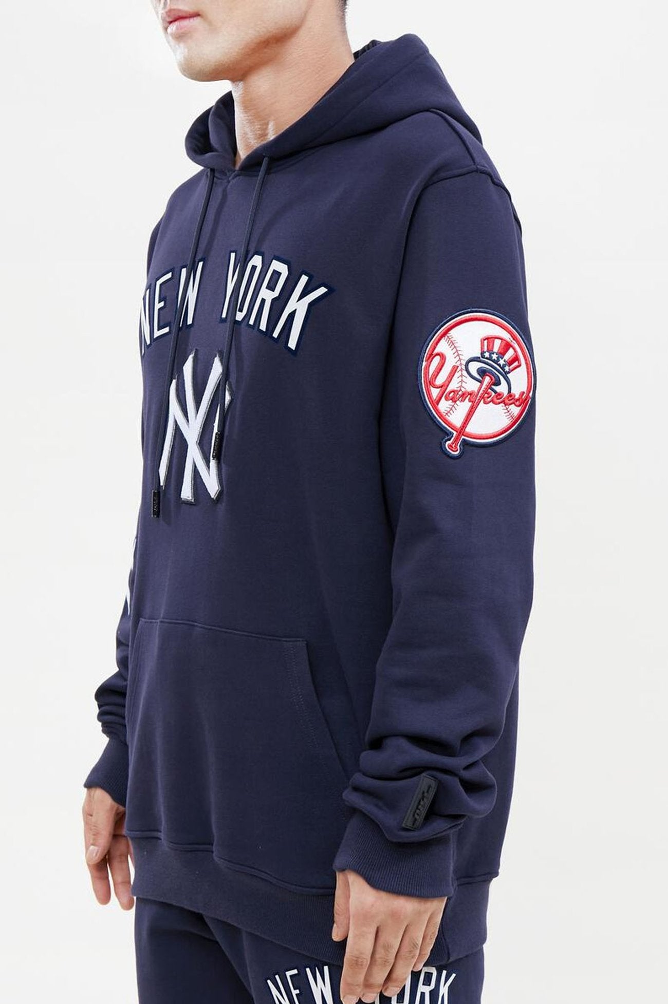 Men's New York Yankees Pro Standard Navy Stacked Logo Pullover Sweatshirt